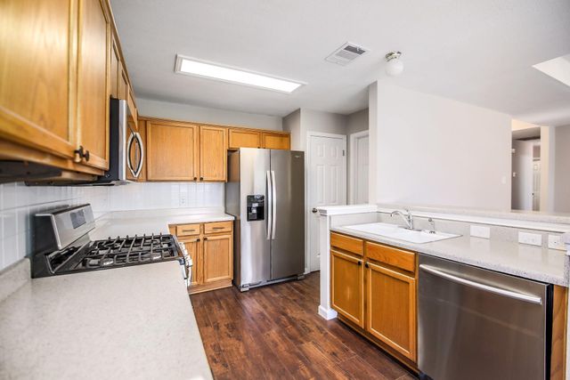 1806 Oakmont LN, Cedar Park, TX 78613