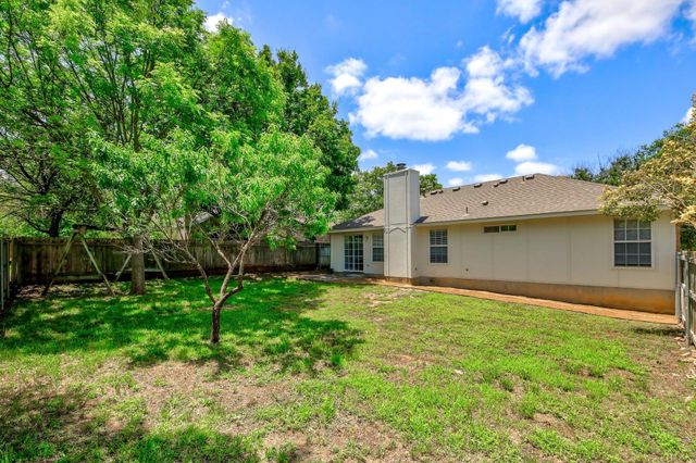 1806 Oakmont LN, Cedar Park, TX 78613