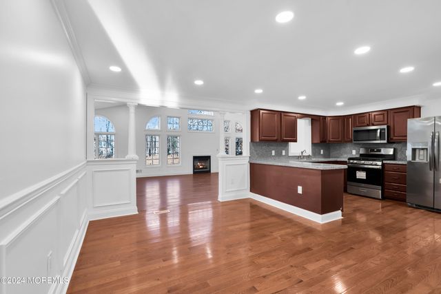 6 Afton Road, Jackson, NJ 08527