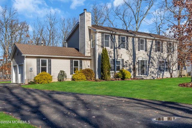6 Afton Road, Jackson, NJ 08527