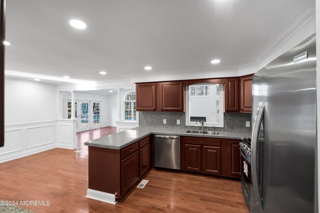 6 Afton Road, Jackson, NJ 08527