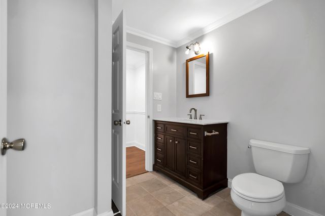 6 Afton Road, Jackson, NJ 08527