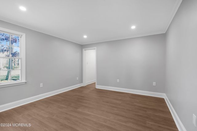 6 Afton Road, Jackson, NJ 08527