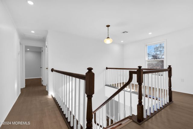 6 Afton Road, Jackson, NJ 08527