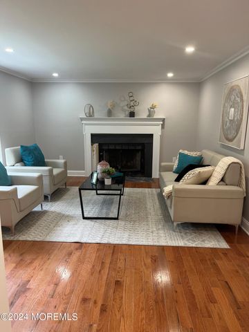 6 Afton Road, Jackson, NJ 08527