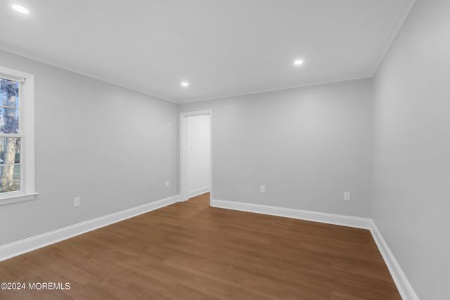 6 Afton Road, Jackson, NJ 08527