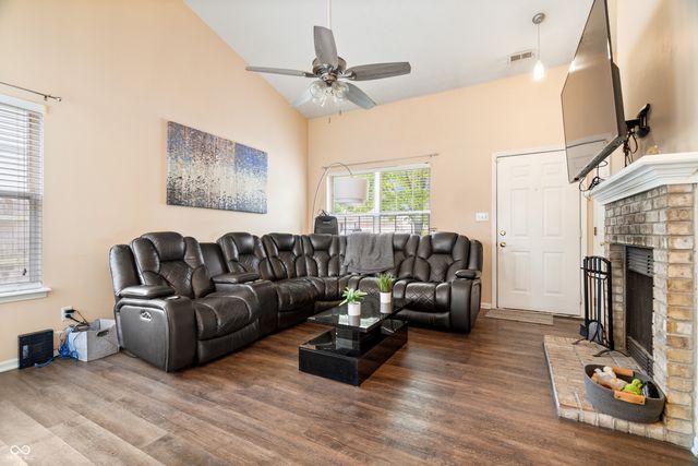 5015 Eagles Watch Drive, Indianapolis, IN 46254