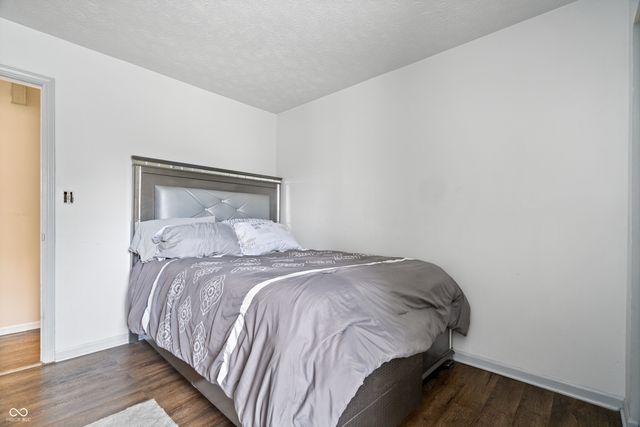 5015 Eagles Watch Drive, Indianapolis, IN 46254
