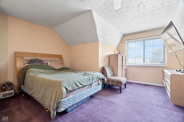 5015 Eagles Watch Drive, Indianapolis, IN 46254