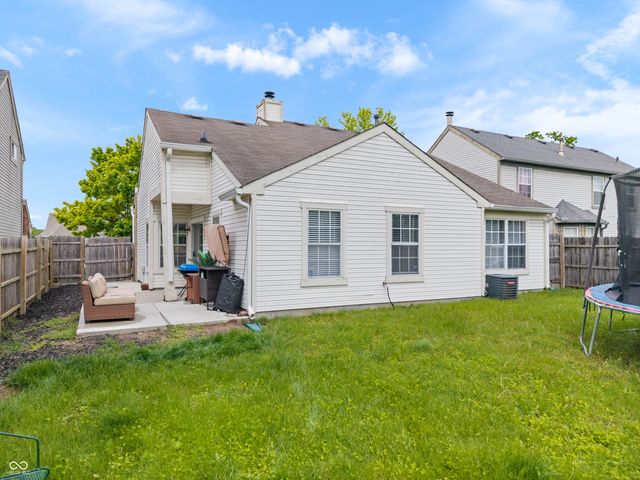 5015 Eagles Watch Drive, Indianapolis, IN 46254