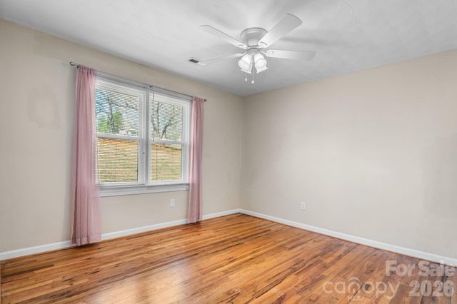 228 Holly Street, Hudson, NC 28638