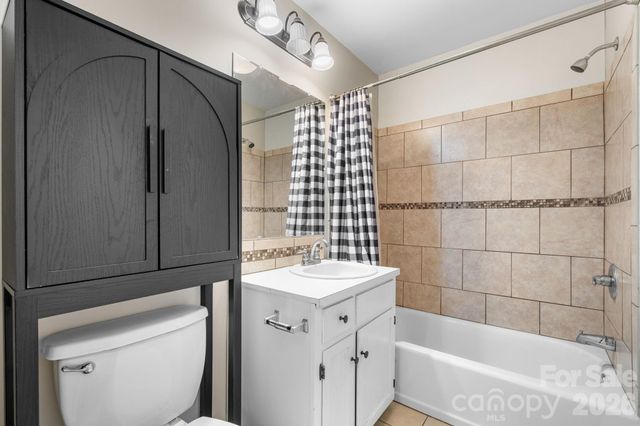 228 Holly Street, Hudson, NC 28638