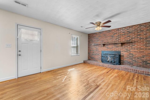 228 Holly Street, Hudson, NC 28638