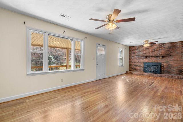 228 Holly Street, Hudson, NC 28638