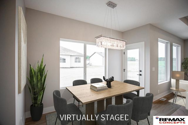 7601 Gulls Way, Lincoln, NE 68514