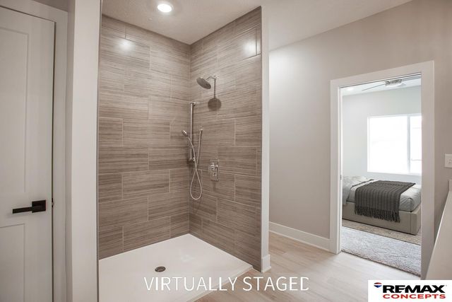 7601 Gulls Way, Lincoln, NE 68514