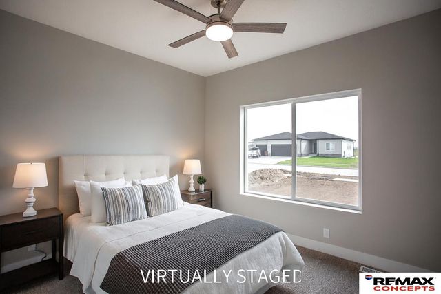 7601 Gulls Way, Lincoln, NE 68514