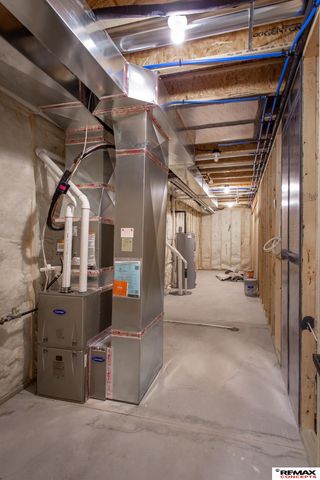 7601 Gulls Way, Lincoln, NE 68514