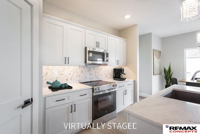 7601 Gulls Way, Lincoln, NE 68514