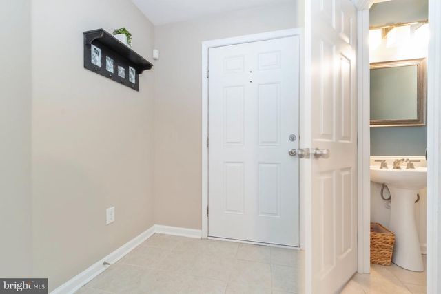 7254 MOCKINGBIRD CIR, Glen Burnie, MD 21060