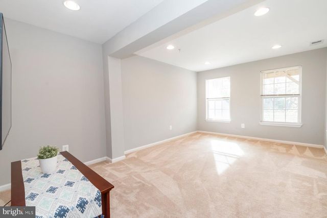 7254 MOCKINGBIRD CIR, Glen Burnie, MD 21060