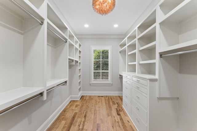 9 Oxmoor Ct, Brentwood, TN 37027