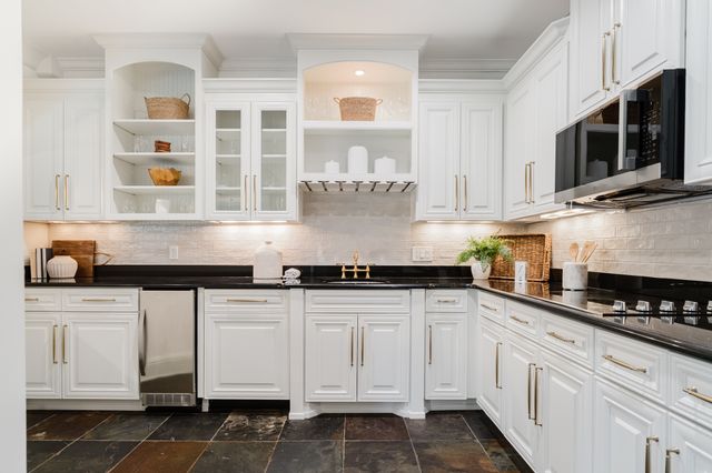 9 Oxmoor Ct, Brentwood, TN 37027