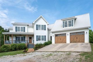 2185 Clotfelter Road, Bogart, GA 30622