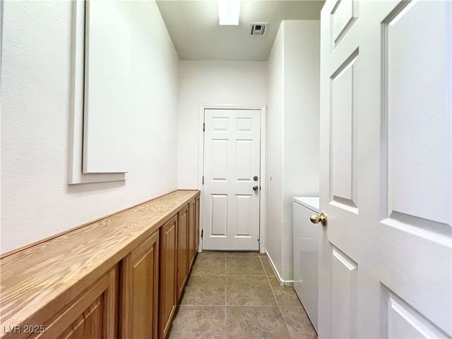 8815 Lost Forest Street, Las Vegas, NV 89139