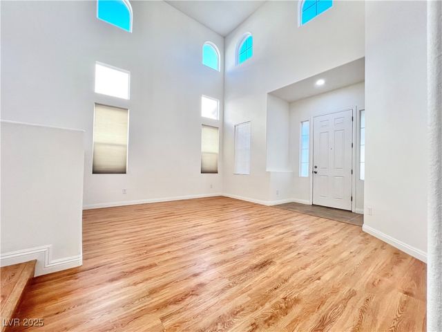 8815 Lost Forest Street, Las Vegas, NV 89139