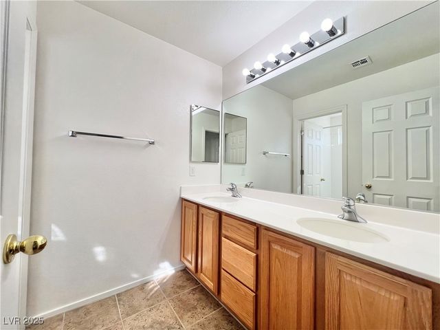 8815 Lost Forest Street, Las Vegas, NV 89139