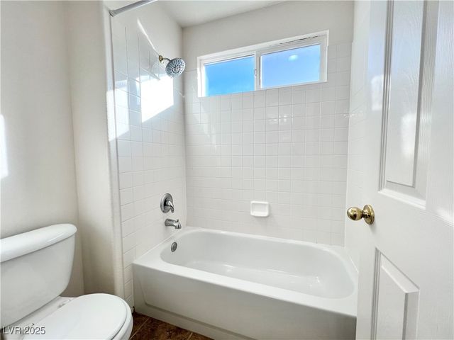 8815 Lost Forest Street, Las Vegas, NV 89139