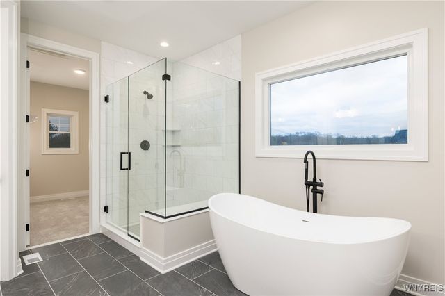 7 Kestrel Court, Orchard Park, NY 14127