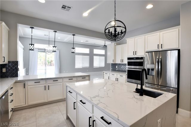 7008 Via Campanile Avenue, Las Vegas, NV 89131