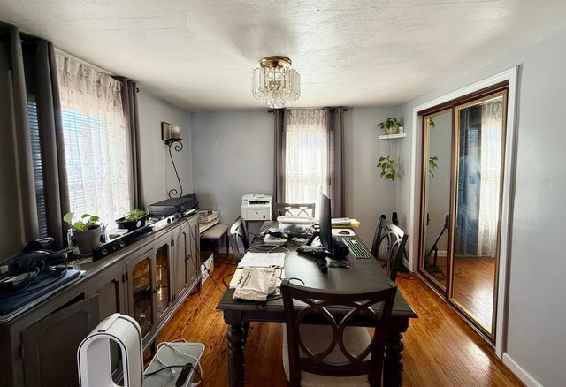 35 Long Terrace, Springfield, MA 01104