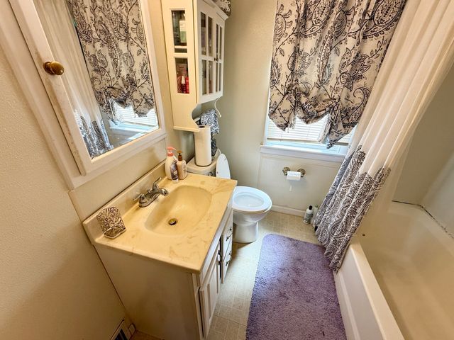 35 Long Terrace, Springfield, MA 01104