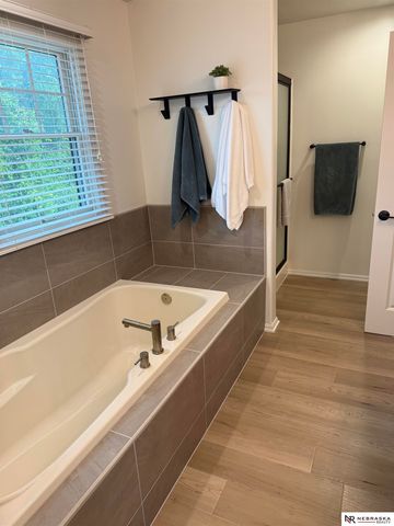 7030 Straffan Place, Lincoln, NE 68516