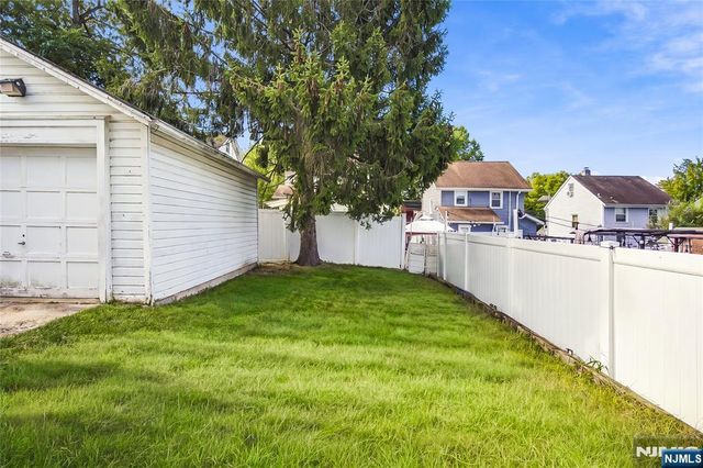 574 Tilden Avenue, Teaneck, NJ 07666
