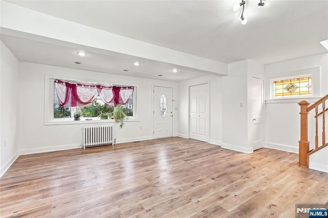 574 Tilden Avenue, Teaneck, NJ 07666