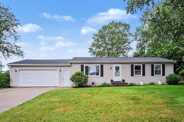 5495 Rockridge Drive, Comstock Park, MI 49321