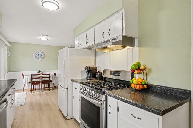 5495 Rockridge Drive, Comstock Park, MI 49321