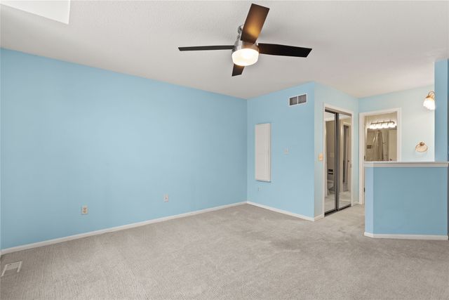 2505 82nd Street, Urbandale, IA 50322