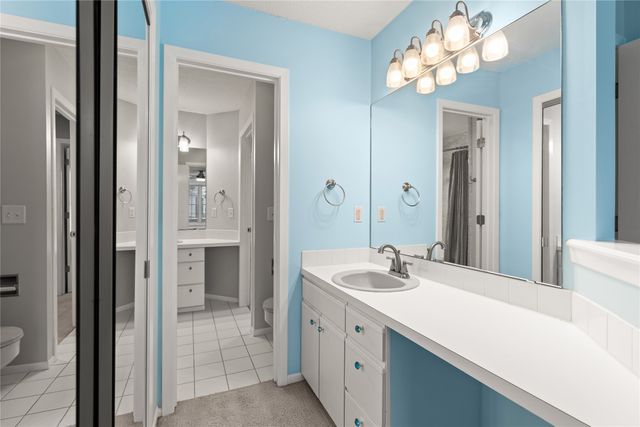 2505 82nd Street, Urbandale, IA 50322