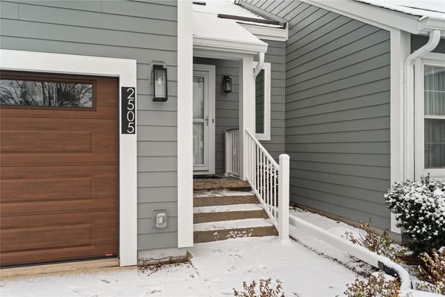 2505 82nd Street, Urbandale, IA 50322