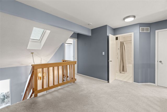 2505 82nd Street, Urbandale, IA 50322