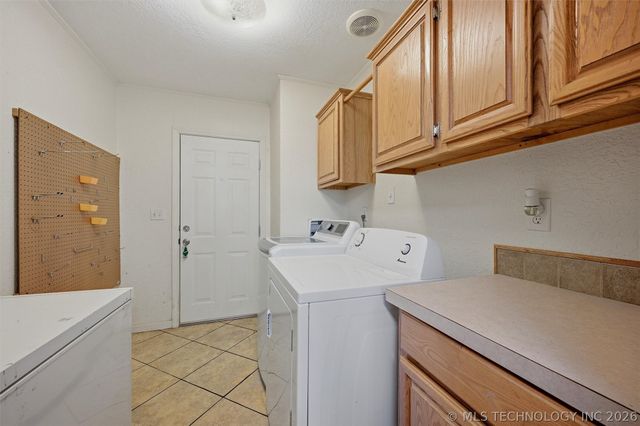 301 Walker Hill Road, Durant, OK 74701
