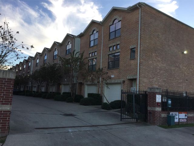 3501 Link Valley Drive 901, Houston, TX 77025