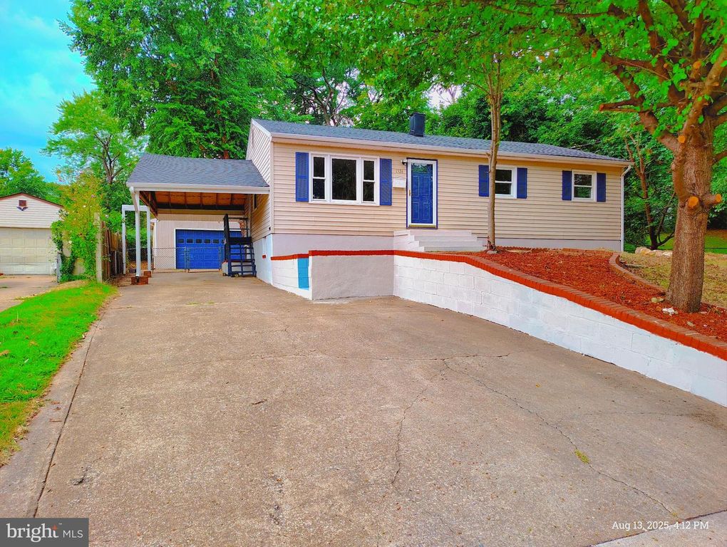 1326 EAST LONGVIEW DR, Woodbridge, VA 22191