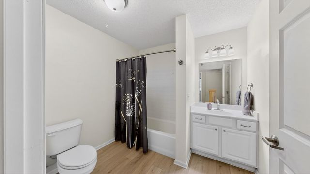 1976 29th Place NW 104, Rochester, MN 55901