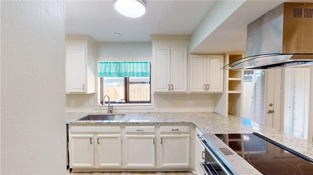 2901 Grant Street 902, Mobile, AL 36606